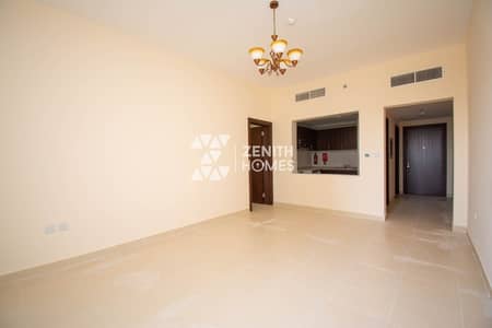 Golf Course View | Rented | Quick Selling | Golf Course View | Rented | Quick Selling |