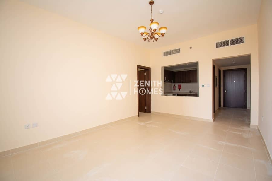Golf Course View | Rented | Quick Selling | Golf Course View | Rented | Quick Selling |