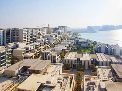 4 Bedroom Flat for Sale in Al Raha Beach, Abu Dhabi - Rented Property| Stunning Views| Beach Access. 4 Bedroom Flat for Sale in Al Raha Beach, Abu Dhabi - Rented Property| Stunning Views| Beach Access.