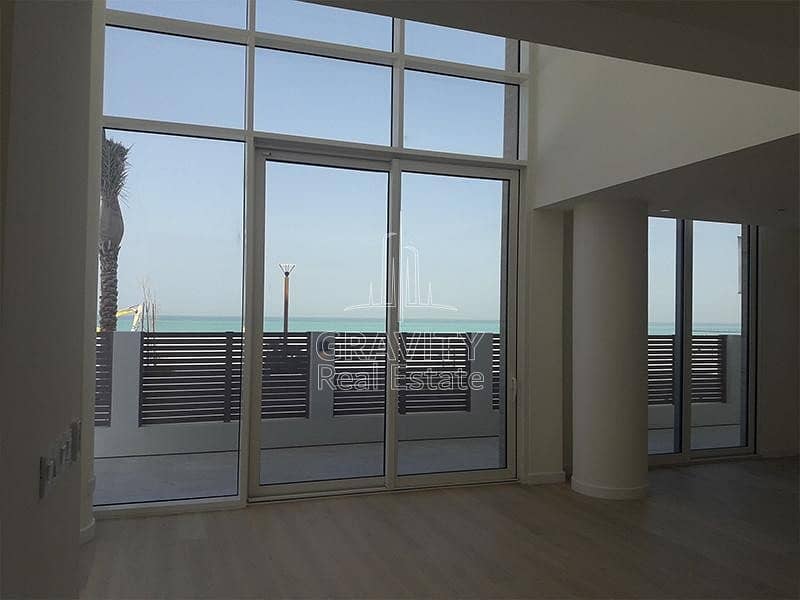 15 Duplex Penthouse W/ Direct Access To The Beach