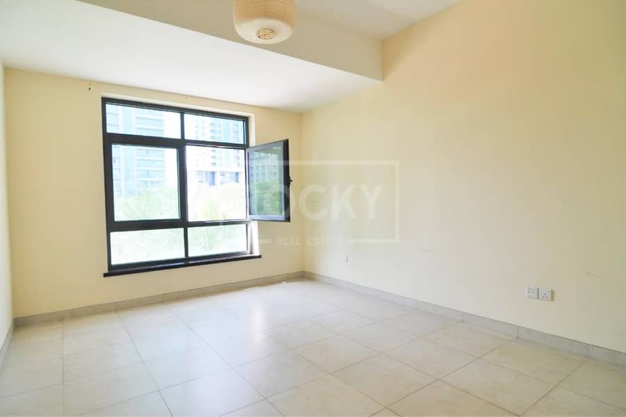 Spacious 3 Bed | Equipped Kitchen | Travo B | The Views