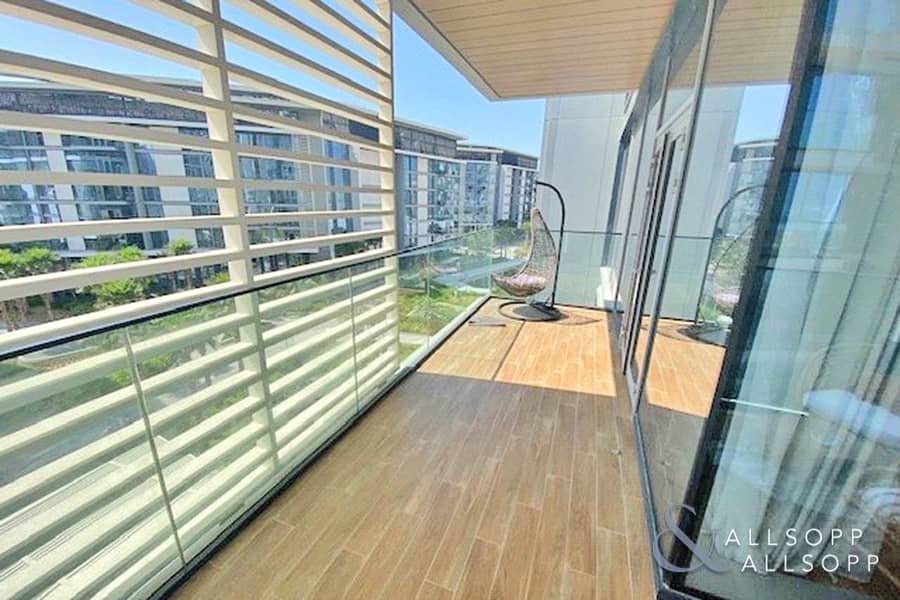 2 Partial Sea Views | Corner Unit | 2 Beds