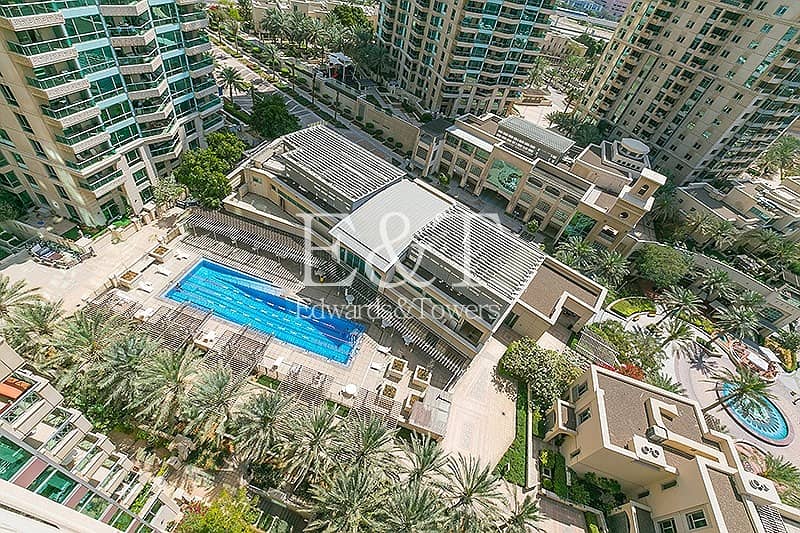 40 Full Marina View|Vacant|Upgraded|Middle Floor