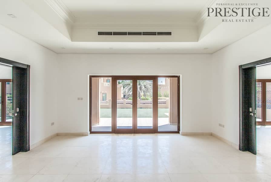 11 3 Beds | Independent Villa | Dubai Style