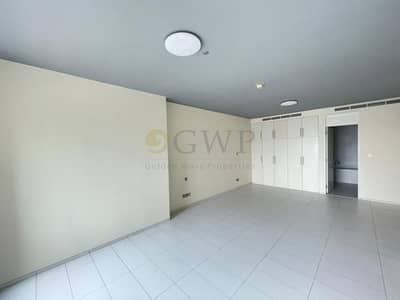 LARGEST ONE BED|Extra Storage Area|Khalifa View|Ready now LARGEST ONE BED|Extra Storage Area|Khalifa View|Ready now