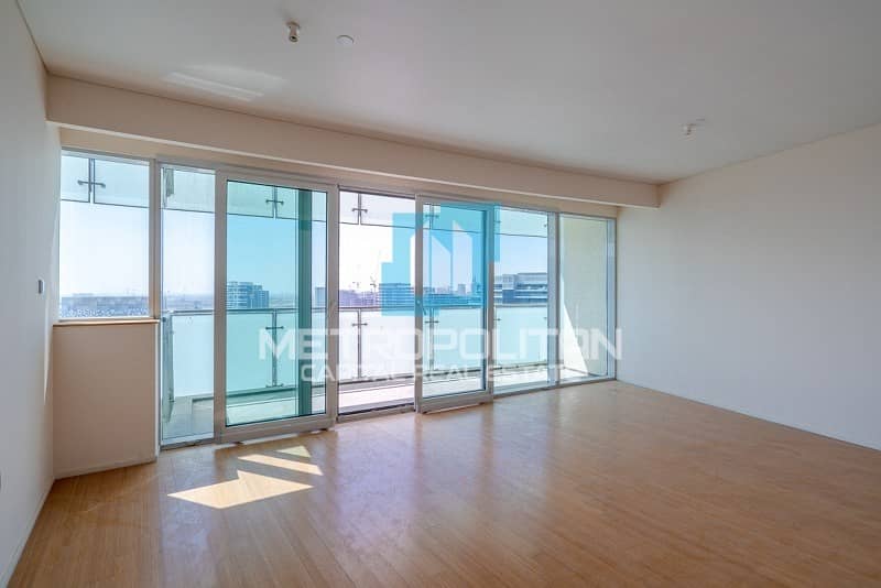 2 Canal View| Big Balcony| Beach Access| Huge Layout