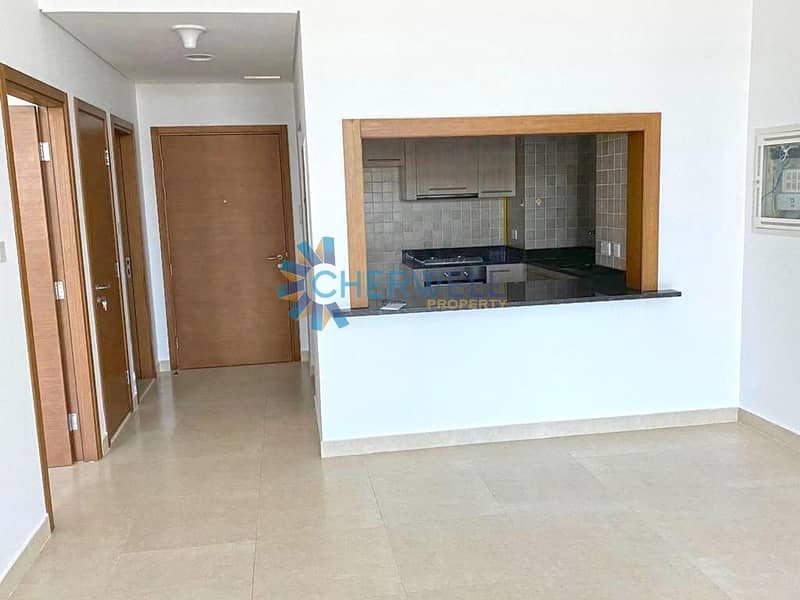 5 HOT DEAL | Great Balcony | Modern Apartment |Vacant