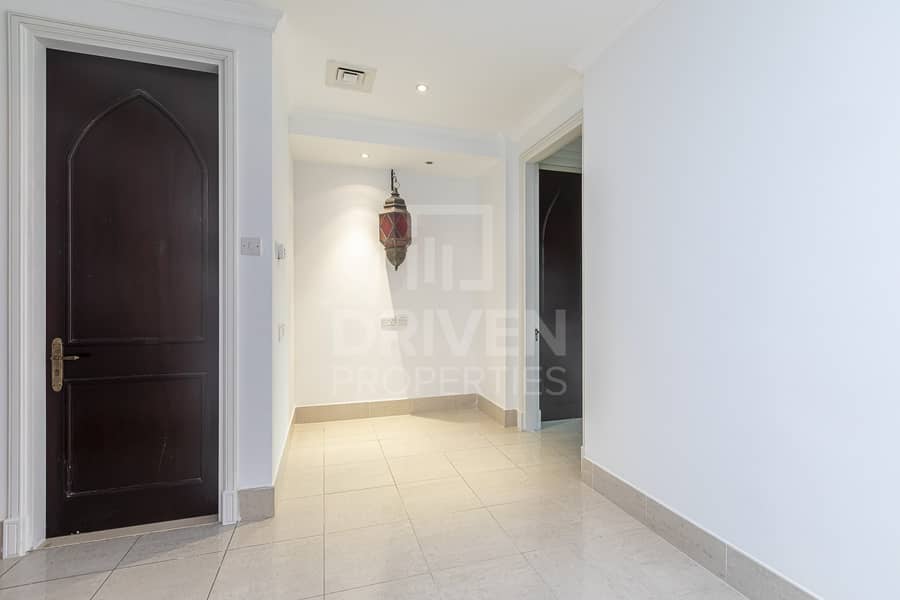 7 Semi Furnished Apt | Easy Access to Mall