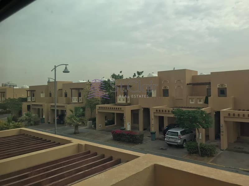 Well-Maintained 3 Bed Townhouse | Dubai Style  | Middle Unit