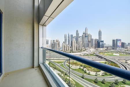 Spacious Duplex | Chiller Free | Vacant April Spacious Duplex | Chiller Free | Vacant April
