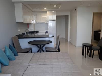 EXCLUSIVE | FURNISHED | VACANT EXCLUSIVE | FURNISHED | VACANT