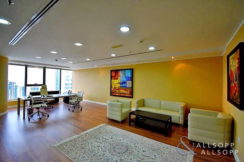 Fully Furnished | Half Floor | Amazing Office