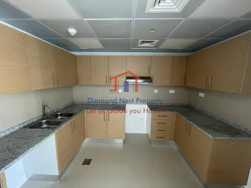8 Two Month Free ! Energy Efficient Two Bedroom with Balcony