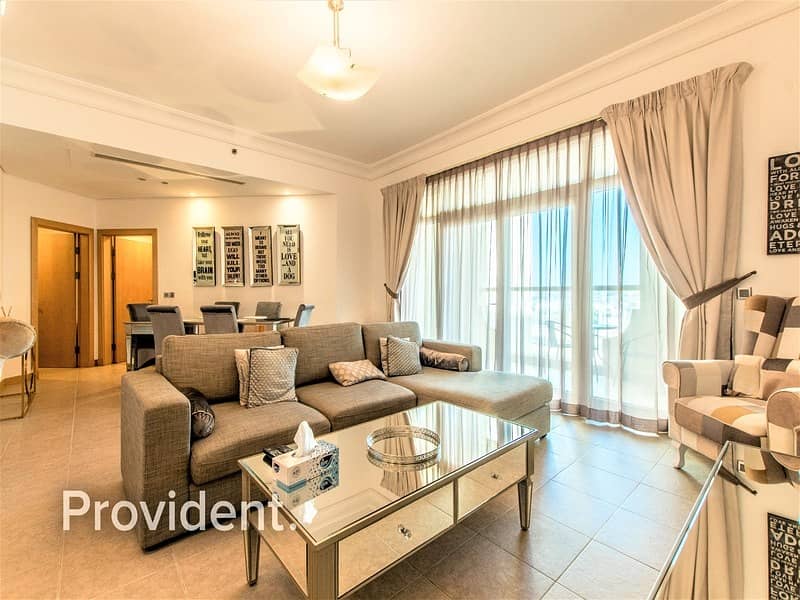 Luxurious Furniture | Private Balcony | 4 Cheques