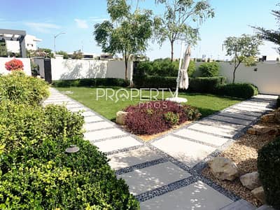 End unit Single Raw | 4.5 payment plan | Limited units End unit Single Raw | 4.5 payment plan | Limited units
