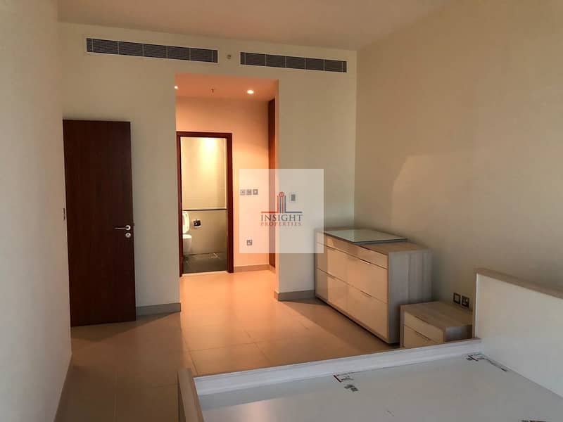 7 LARGE AND BRIGHT 1 B/R APARTMENT | SZR VIEW