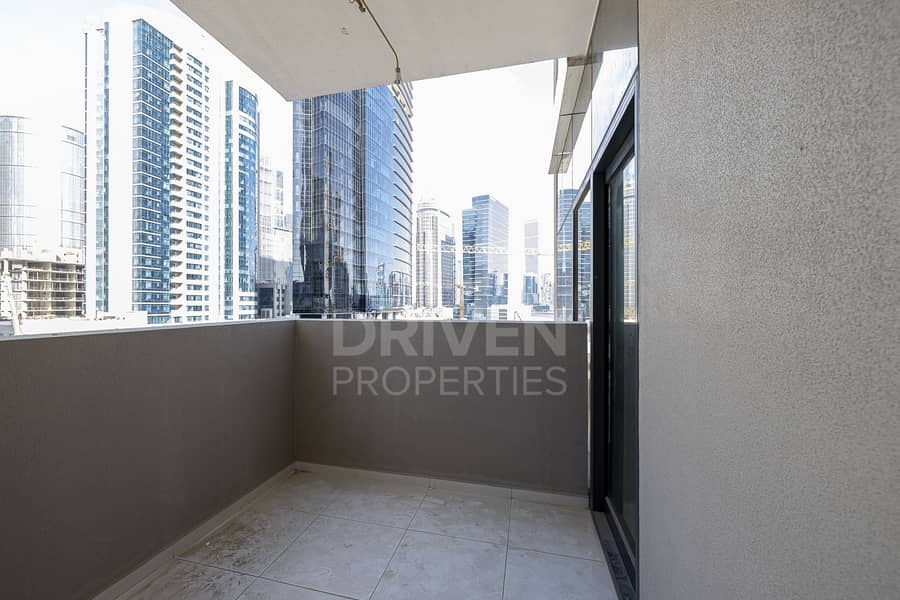 10 Vacant Apt | Prime Location | Canal View