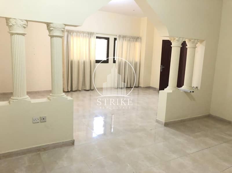 Vacant| Upgraded villa for rent with maid room