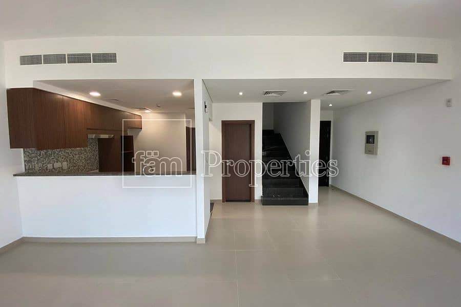 3 Single Row Mid Brand New 3 Bed Townhouse For Rent