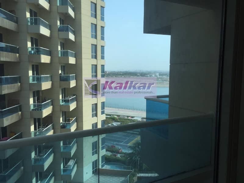 Crescent Tower - Corner Large Two Bedroom with open plan kitchen with open view and in Higher floor @ AED. 39K