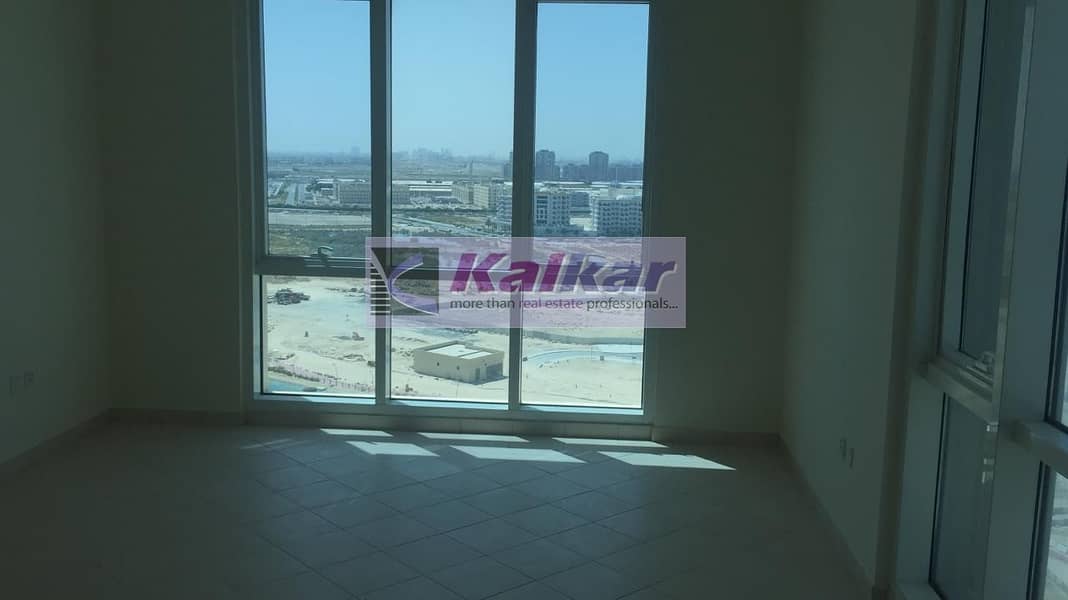 8 Crescent Tower - Corner Large Two Bedroom with open plan kitchen with open view and in Higher floor @ AED. 39K