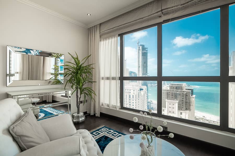 Luxurious ● Sea Views ● Upscale Luxurious ● Sea Views ● Upscale