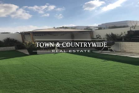 Fabulous 4+Maid IBrand New IPerfect Location Fabulous 4+Maid IBrand New IPerfect Location