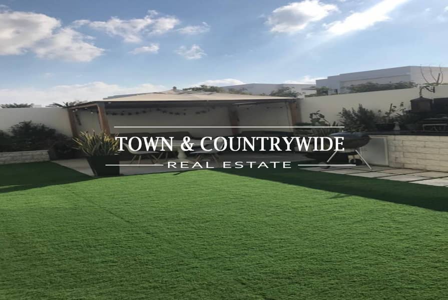 Fabulous 4+Maid IBrand New IPerfect Location Fabulous 4+Maid IBrand New IPerfect Location