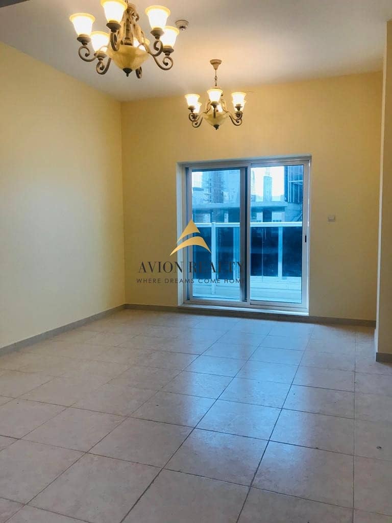 2 Bright Apartment| Closed Kitchen| Ready to Move in