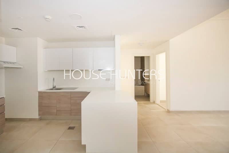 2 Beautiful 1 Bed+Study|Vacant Now| Motivated Seller