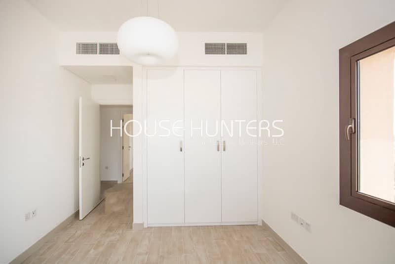 7 Beautiful 1 Bed+Study|Vacant Now| Motivated Seller