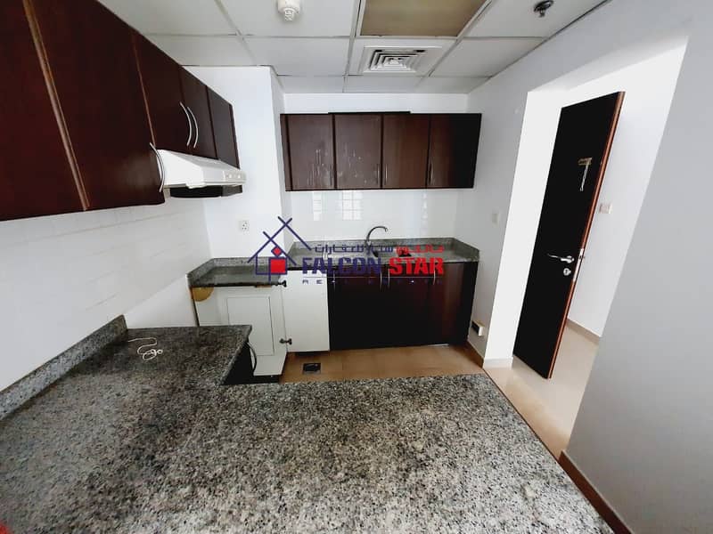 9 STRAIGHT LAYOUT | CORNER UNIT | SPACIOUS 2 BED WITH DOUBLE BALCONY