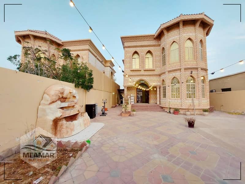 villa with electricity, water and air conditioners, second piece of the main street in Rawda2, close to Ammar Street, at a negotiable price.