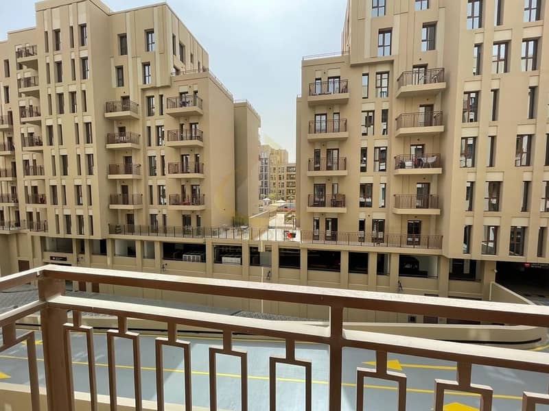 10 Ready to move in  1BHK Apt in Zahra Breeze