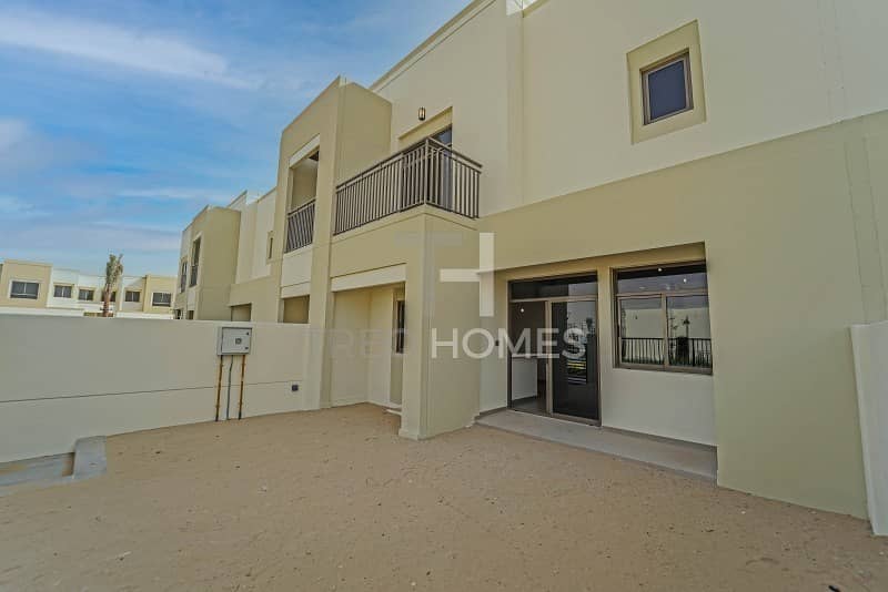 19 Available To Move 10th April | Brand New
