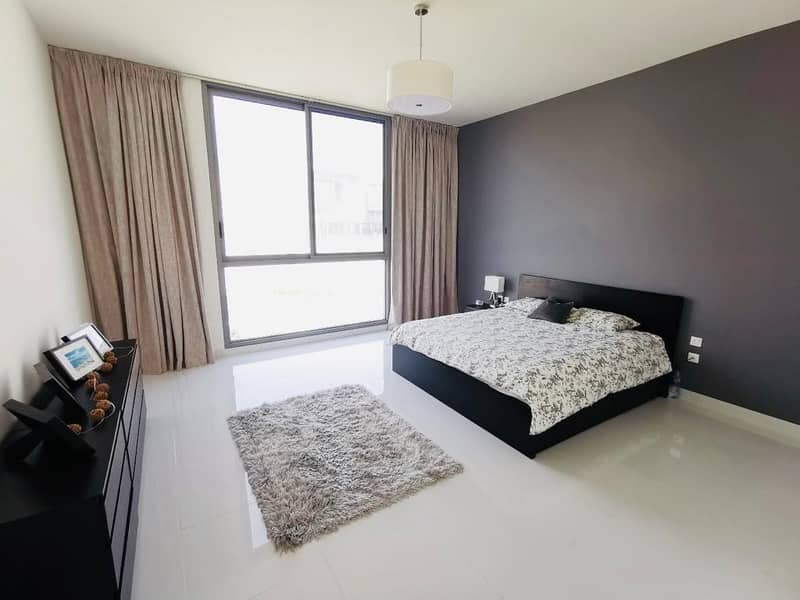 Large 4 Bedroom Townhouse in Wasl Gate