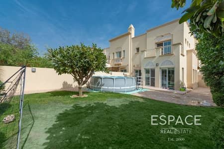 فیلا 3 غرف نوم للبيع في الينابيع، دبي - Exclusive | Upgraded | Close to Community Pool فیلا 3 غرف نوم للبيع في الينابيع، دبي - Exclusive | Upgraded | Close to Community Pool