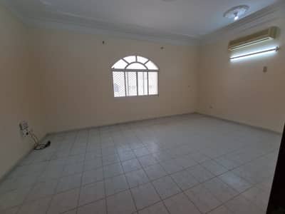 flat four bedrooms + hall in bani yas for rent with tawthiq from municipality with separate electricity meter flat four bedrooms + hall in bani yas for rent with tawthiq from municipality with separate electricity meter