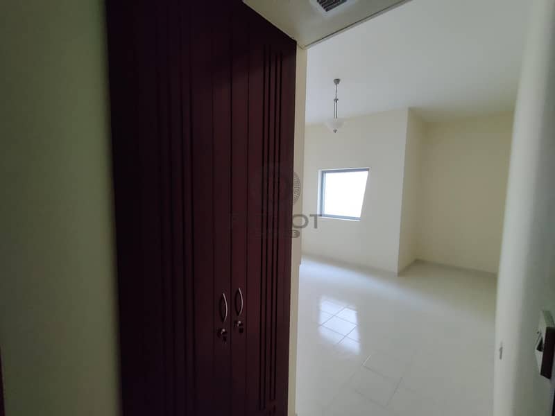 12 Excellent 3BR apartment|Facilities| Jumeirah 1