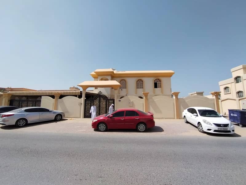 Amazing Offer 5-Bedroom Villa just 90k 10,000 sqft , 7 master rooms +maid room for rent in Al Rawda  Ajman