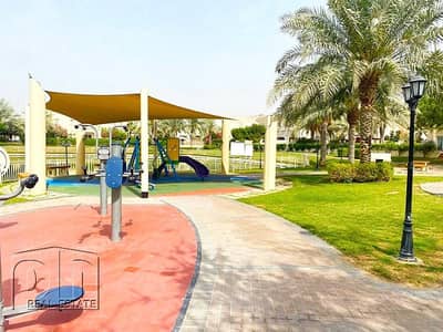 Excellent price 3M in Springs 3. Good location Excellent price 3M in Springs 3. Good location