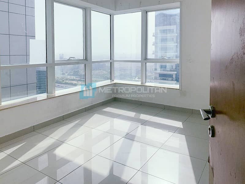 2 Stunning Sea View|High Floor|Large Layout|Vacant