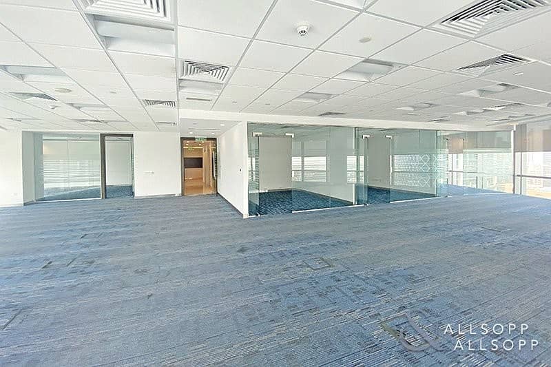 14 Fully Fitted Office | Close To Metro | DIFC