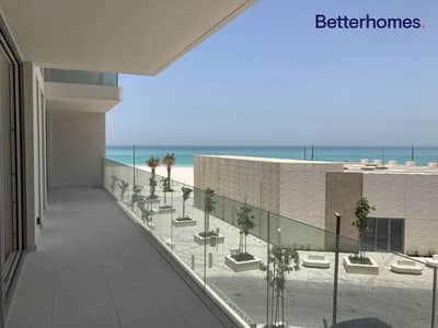 Partial Sea View | Luxury Apt| Plus Maids Room Partial Sea View | Luxury Apt| Plus Maids Room