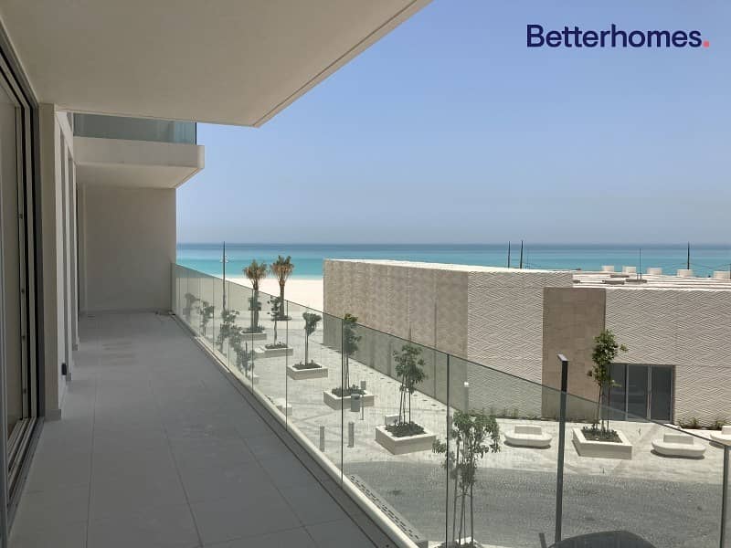Partial Sea View | Luxury Apt| Plus Maids Room Partial Sea View | Luxury Apt| Plus Maids Room