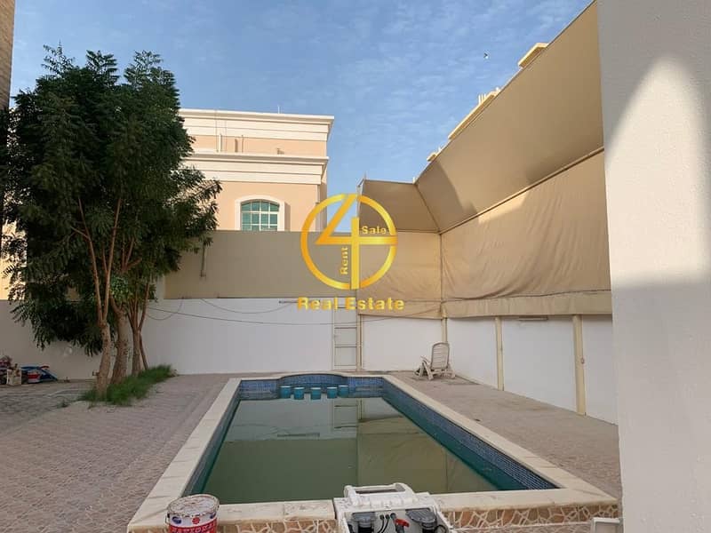 Amazing  Spacious 5BR villa | Swimming Pool