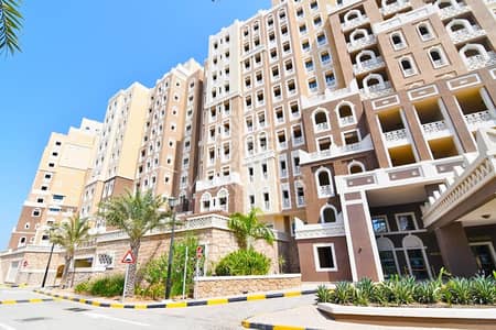 BIGGEST LAYOUT CORNER 3 BR with 360 VIEW BIGGEST LAYOUT CORNER 3 BR with 360 VIEW