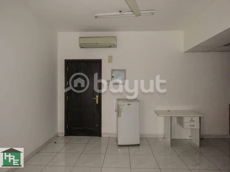 3 GOOD STUDIO FLAT AVAILABLE FOR RENT