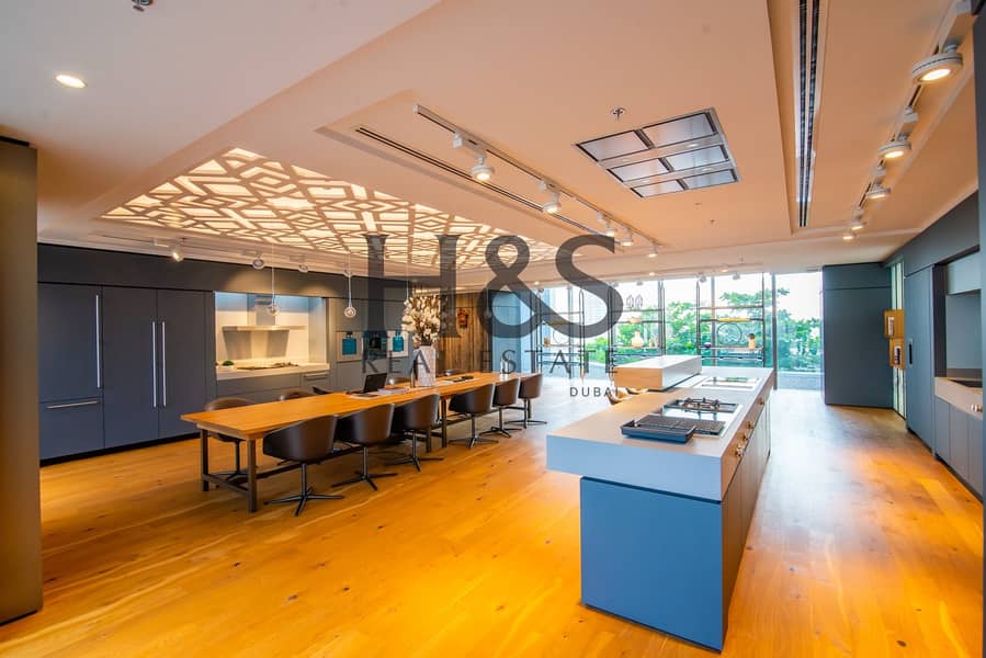 4 Investors Deal I Luxury Fitted Office  I Close to Metro