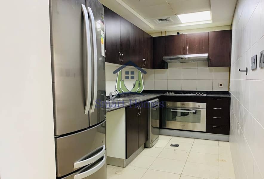 7 Closed Kitchen with Kitchen Appliance | Canal View